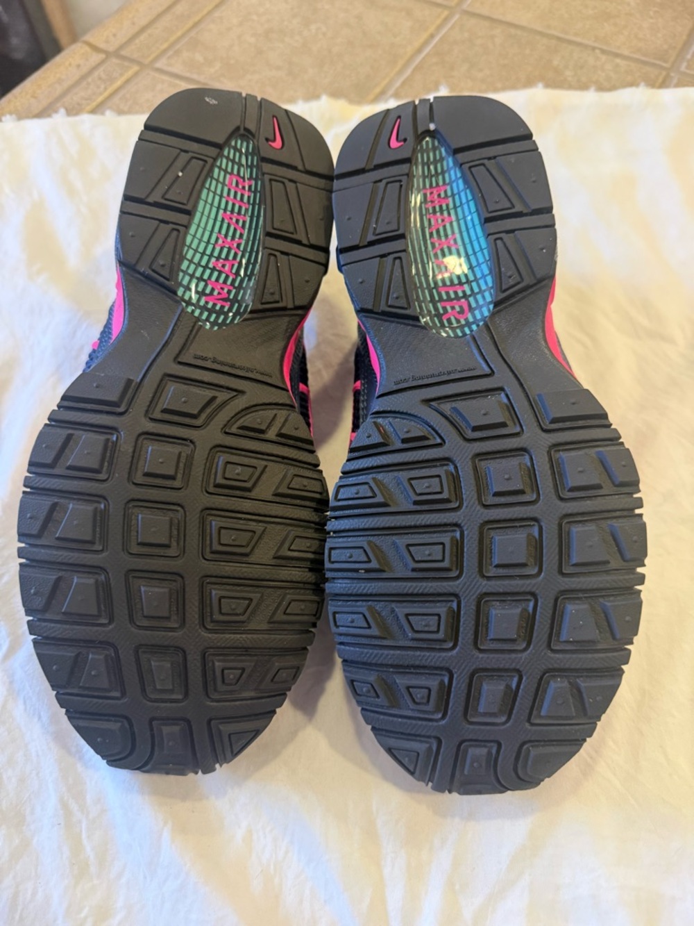 Nike Torch 4 Sneakers in Navy, Teal & Pink - Picture 5 of 5